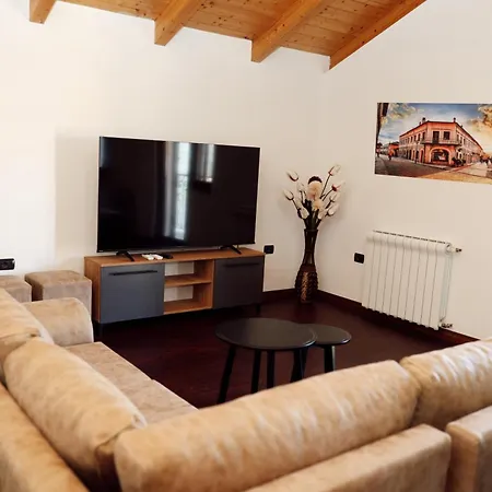 Gjuhadol Corner Apartment